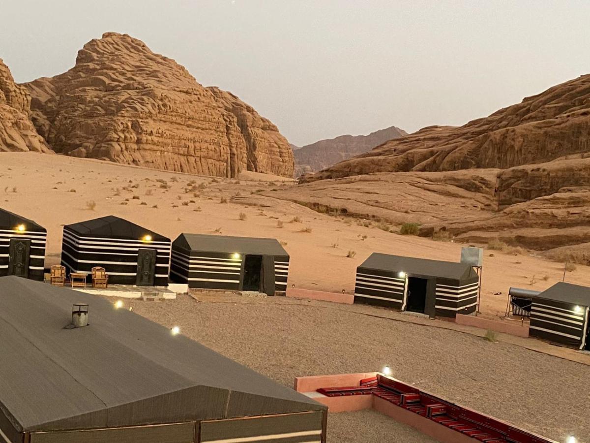 Zarb Desert Camp Ουάντι Ραμ Εξωτερικό φωτογραφία